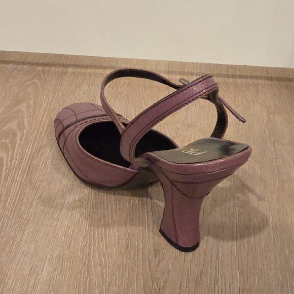 Prada Capretto Fume Petalo Decorative Stitch Mary Jane Pump Chunky Flair Heel - Picture 9 of 12